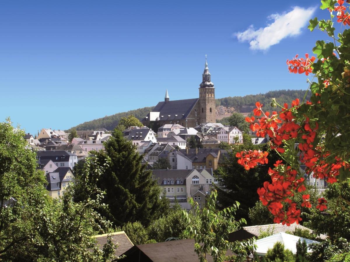 Berghotel Steiger - Erzgebirge Schneeberg  Buitenkant foto