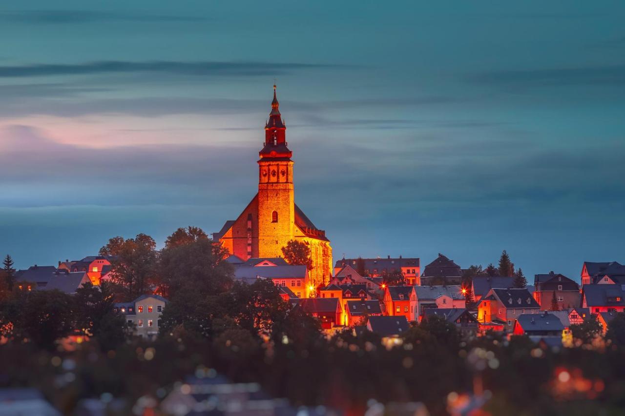 Berghotel Steiger - Erzgebirge Schneeberg  Buitenkant foto