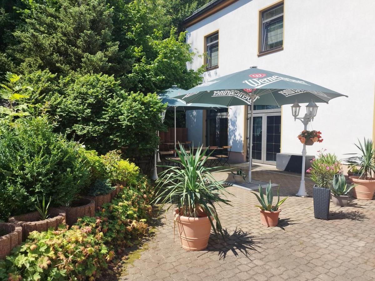 Berghotel Steiger - Erzgebirge Schneeberg  Buitenkant foto
