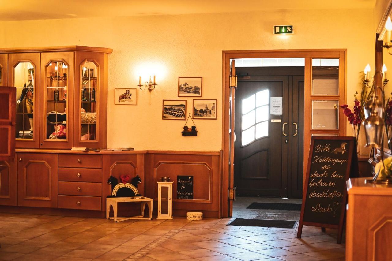 Berghotel Steiger - Erzgebirge Schneeberg  Buitenkant foto